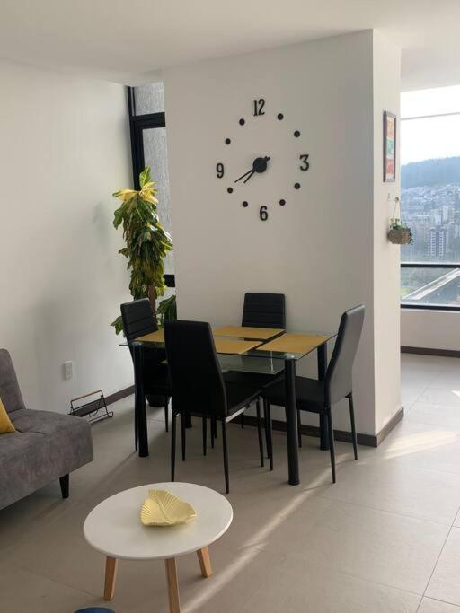 Confort Suite La Carolina กีโต ภายนอก รูปภาพ